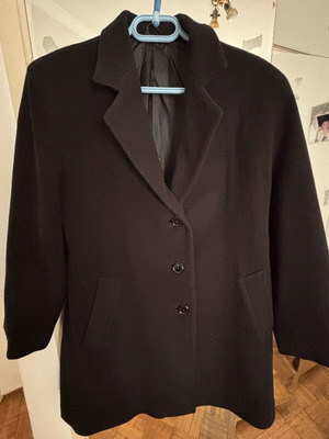 Wool coat like new size L black
