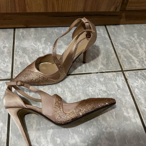 Migato pumps size 41 used, beige and pink