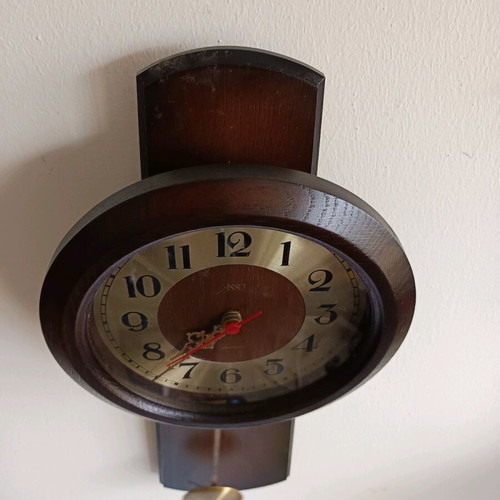 Battery Pendulum Wall Clock like new