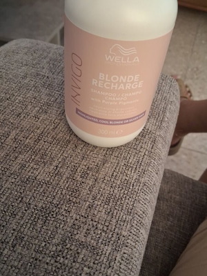 Wella Invigo Blonde Recharge σαμπουάν 300ml σαν καινούργιο