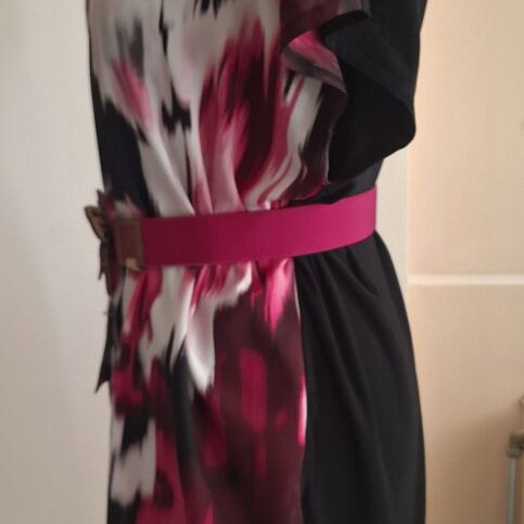 DKNY long multicolor blouse with belt, size S to L