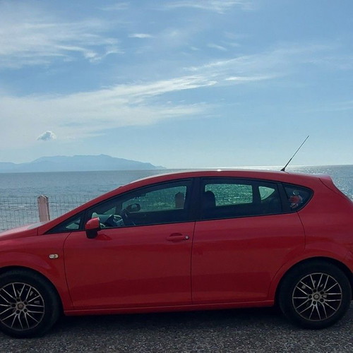 Seat Leon Reference 2008 used, red, 1.4L, 239000 km, manual