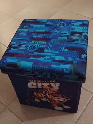 Paw Patrol Toy Box and Stool like new, foldable 40x40x40cm