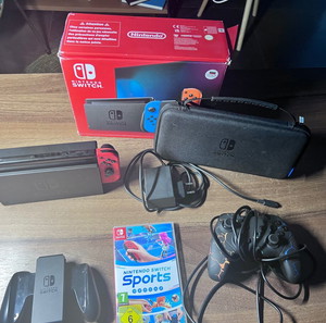NINTENDO SWITCH