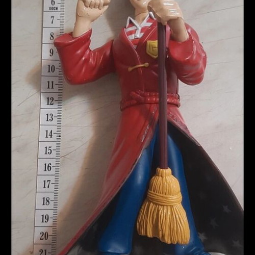 Harry Potter authentic collectible figure like new