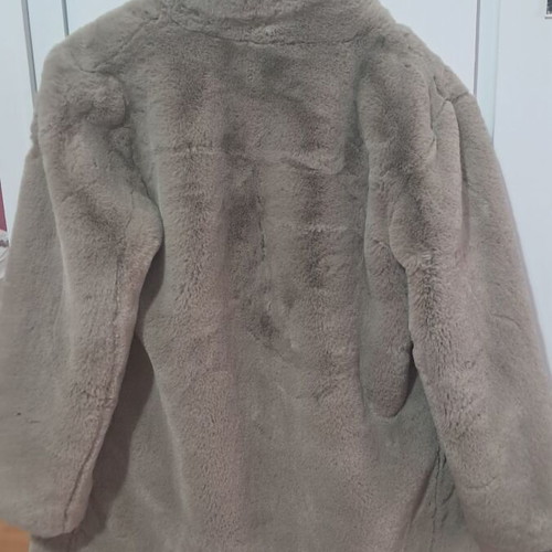 Oversized synthetic fur coat like new, light brown