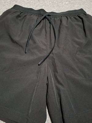 Boys' shorts like new, size XS, 10-11 years