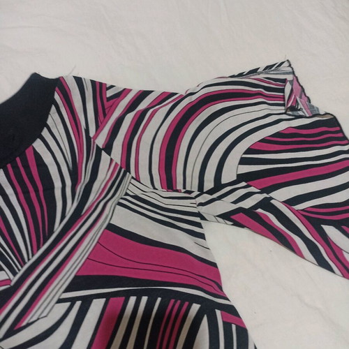 Plus size blouse like new, colorful, batwing sleeve to elbow, XXL-XXXL