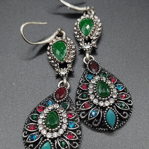 Gianniotika earrings like new, multicolored