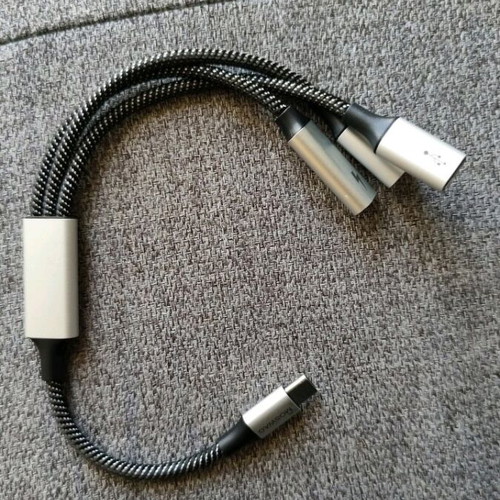 High Speed USB 2.0 Hub like new