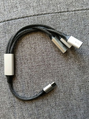 High Speed USB 2.0 Hub like new