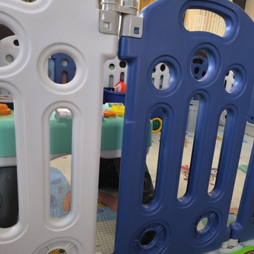 Baby Playpen Large Expandable with Double-Sided Mat, Blue/White