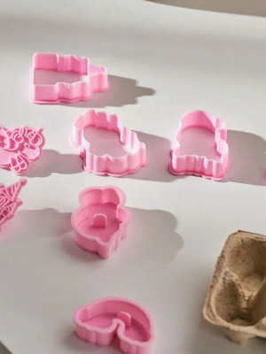Cookie cutters new, size 6-7 cm x 2 cm