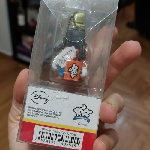 Disney Tribe 3D USB Flash Drives new, mint edition, 4 pcs