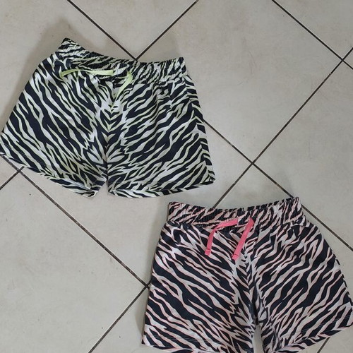 Trax kids shorts used, size 152 cm, pink and green, pack of 2