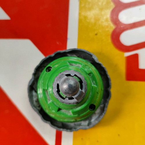 Beyblade purple simple like new