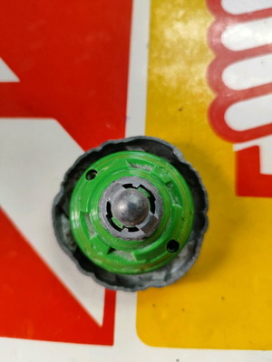 Beyblade purple simple like new