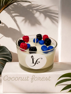 Candle with coconut scent new, exotic