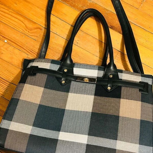 Scott shoulder bag like new, black and grey