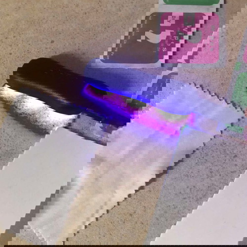 Λάμπα UV για γυαλί στο τηλέφωνο καινούργια