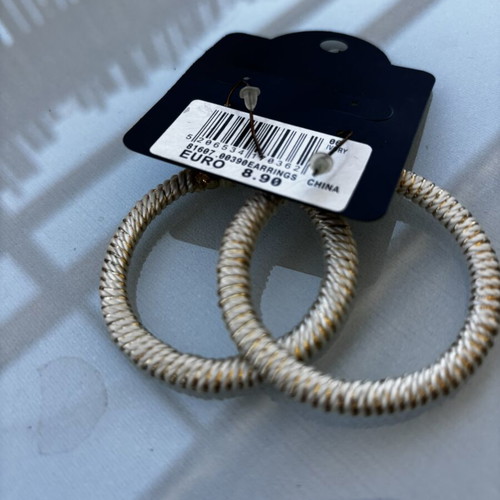 Hoop earrings beige with rope new