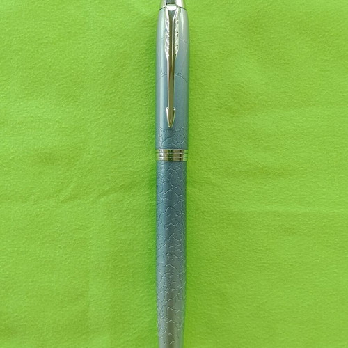 Parker Last Frontier Polar Rollerball Pen new, limited edition