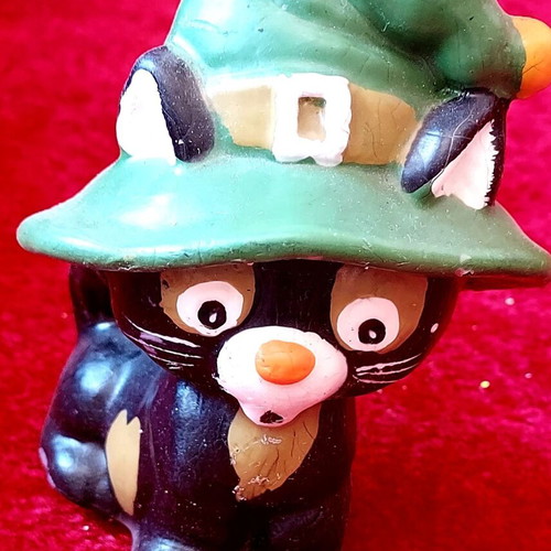 Vintage decorative candle black cat with green witch hat like new