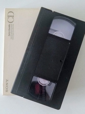 VHS tape used with 1994 Greek TV shows and classic movies