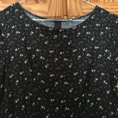 Benetton women's dress size M like new, black with floral pattern