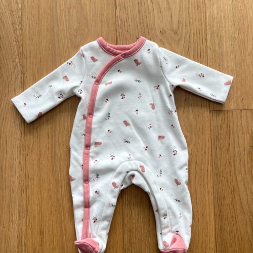 Orchestra fleece baby romper like new, size 1 month