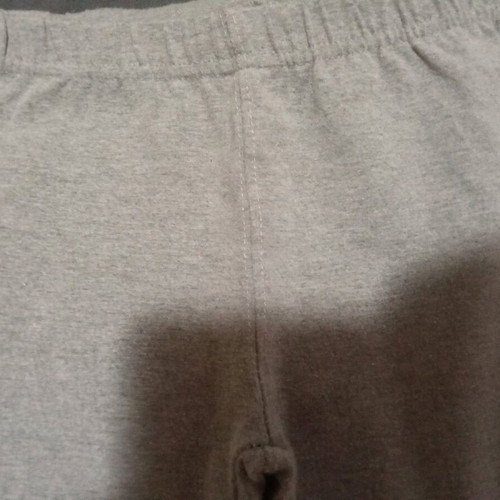 Gray leggings like new, pack of 2 for 4-5 years old