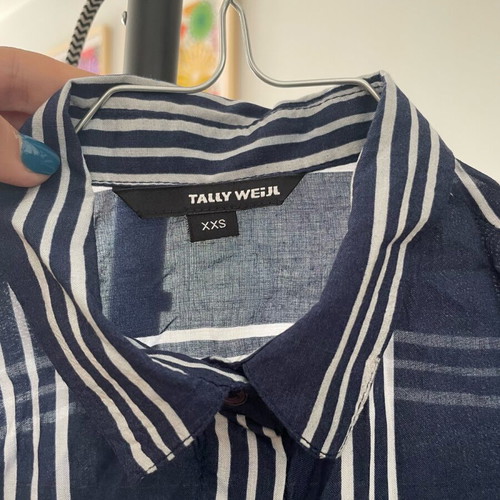Crop striped shirt like new, white and blue, size XXS