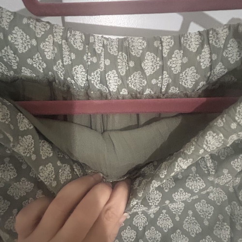 Midi skirt S/M with inner lining like new, white and green