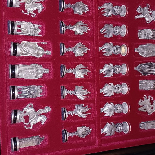 Chess set 1992 used, alabaster and wood collectible
