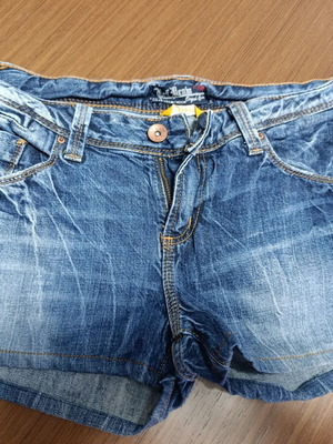 Women's denim shorts like new, size L, blue