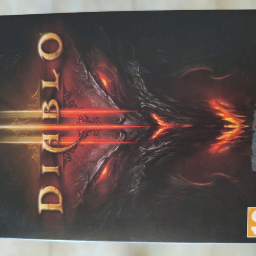 Diablo 3 PC game like new, DVD edition