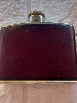 Flask with leather cover like new, 6 oz capacity