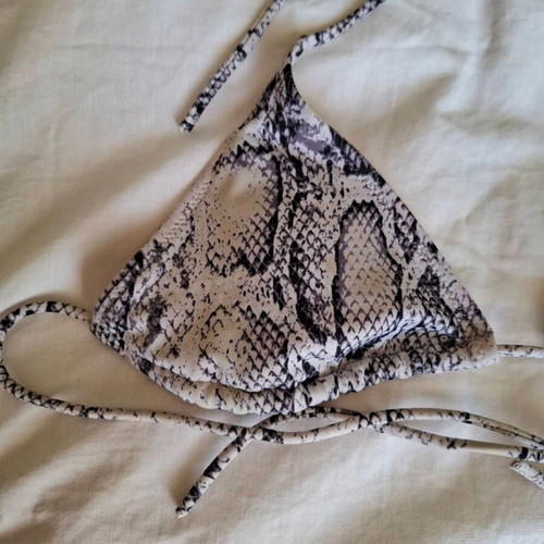 Triangle bikini top with snake print used, nude/beige shades