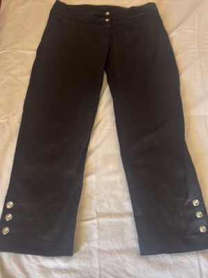 Women's satin capri pants like new, black, size M