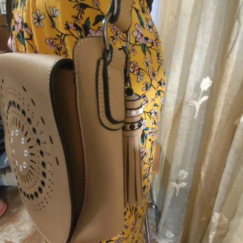 Cruz Carpisa shoulder bags like new, black and beige set