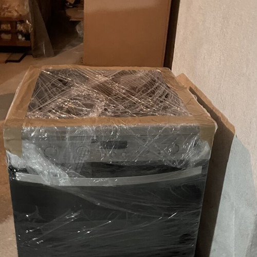 Zanussi freestanding oven with 4 burners, like new