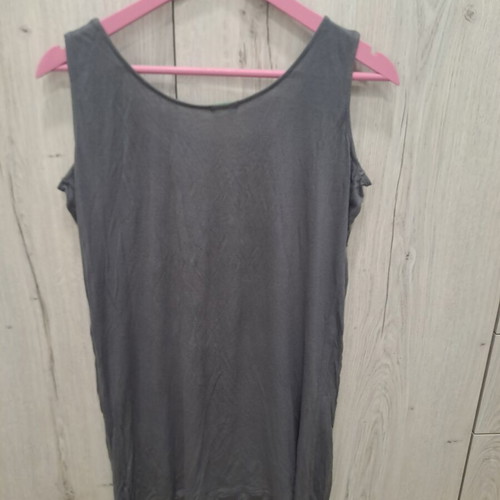 Benetton top with sequins like new, size L, grey