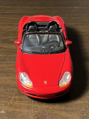Porsche Boxster 1:24 συλλεκτικό μεταλλικό μοντέλο σαν καινούργιο, κόκκινο