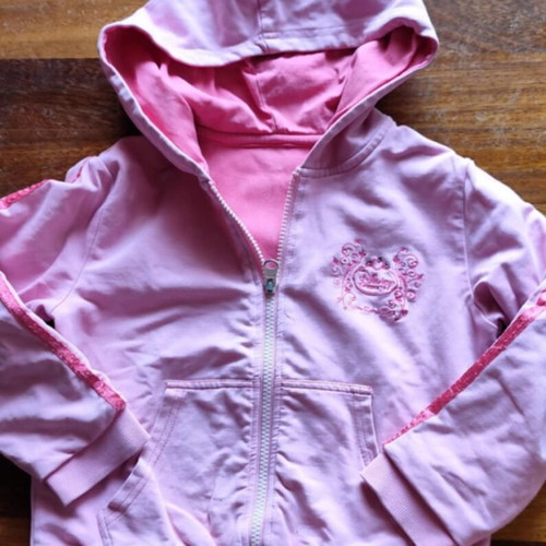 Set of cotelé pants and two Disney jackets like new