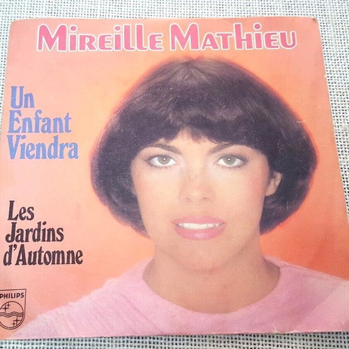 Mireille Mathieu Un Enfant Viendra 7' used, pop