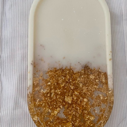 Table tray handmade with white resin and gold leaf, medium size 17x10cm