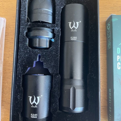 Ava EP7+ Luxury Kit Wireless Tattoo Machine like new
