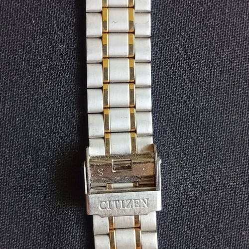 Citizen Quartz watch limited edition like new