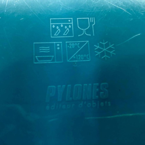 Pylones plastic storage boxes set of 4 used