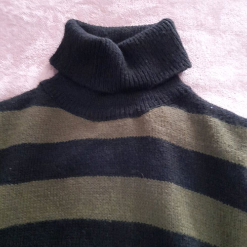 Striped turtleneck new, black-green, cropped, size S